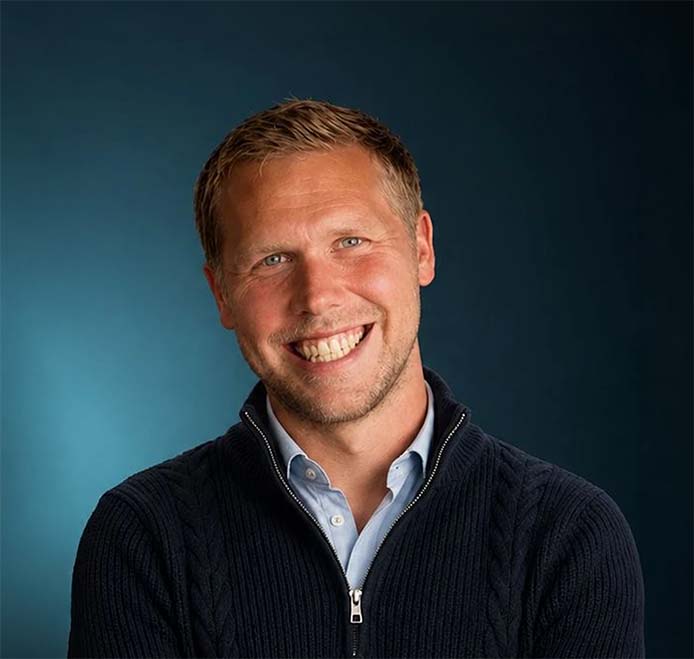 Paul Efde Author